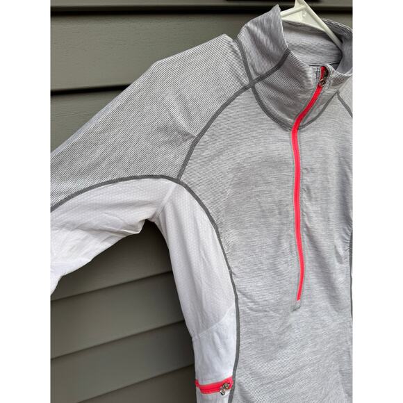 Lululemon Run size 8 Wild 1/2 Zip Long Sleeve Top - Wee Stripe White Fossil RARE - Picture 11 of 16
